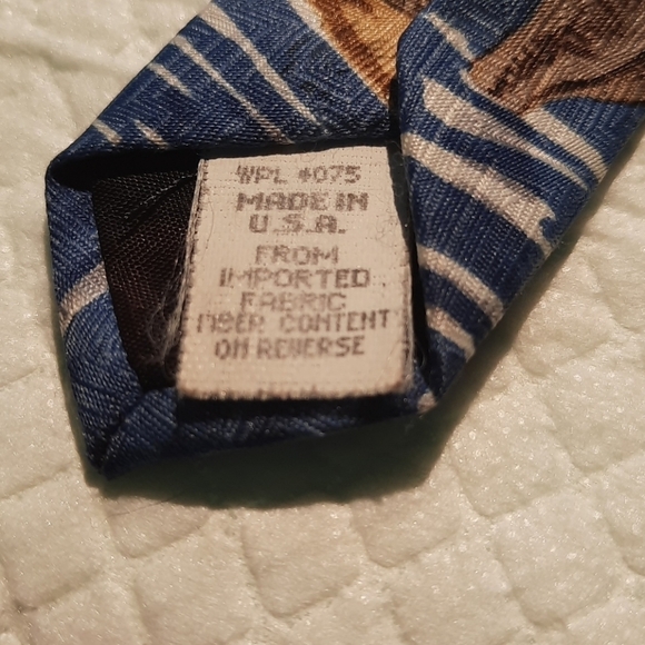 Men's Animal Tracks Elephant ๐ Tie - Picture 4 of 6